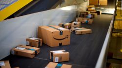 CNNE 911534 - ventas de amazon se disparan a pesar de la pandemia