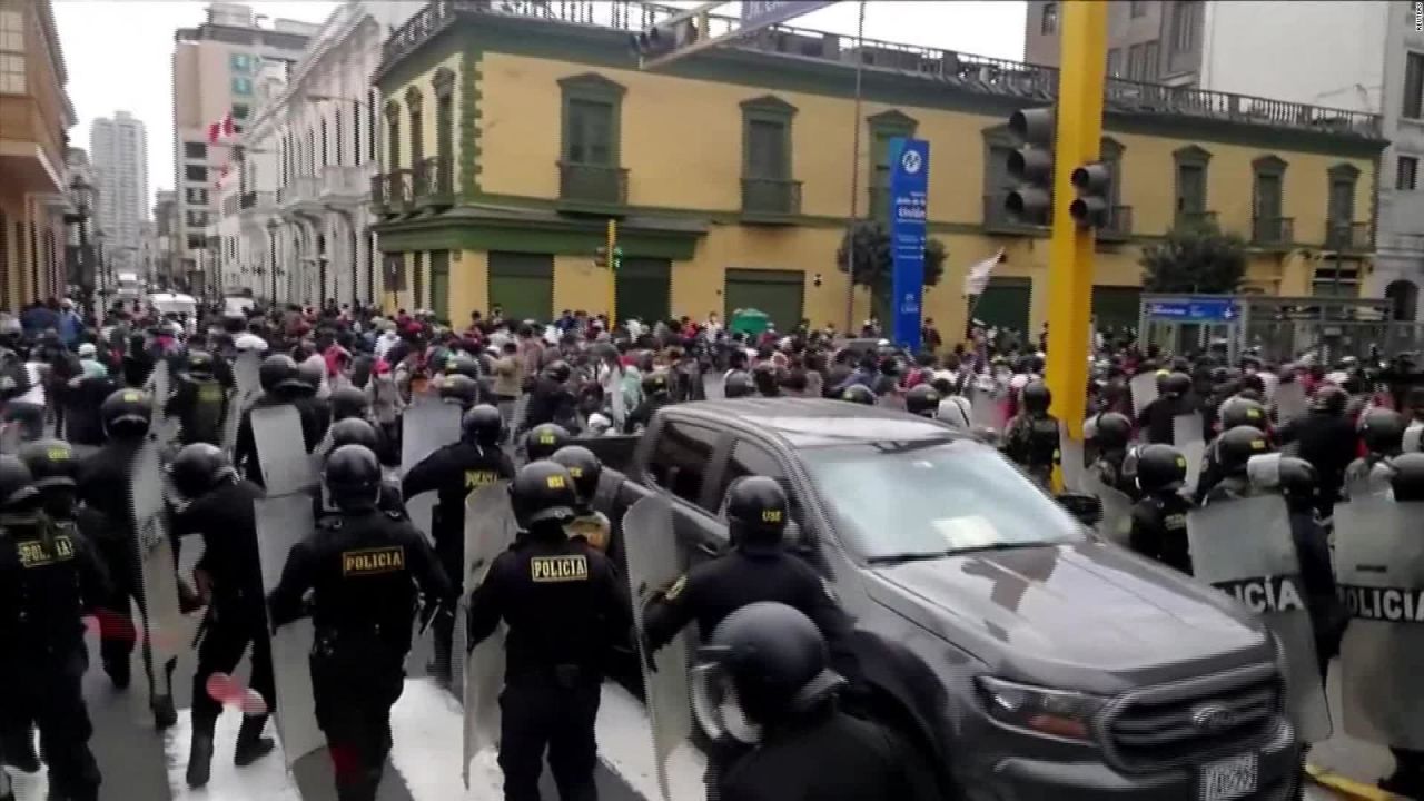 CNNE 917422 - varios heridos es el saldo de las protestas en peru