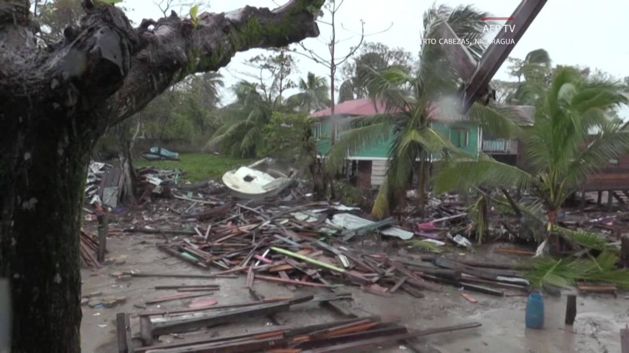 CNNE 918422 - residente describe la furia de iota en nicaragua