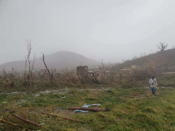 La devastación de Iota llega a San Andrés y Providencia menos de dos semanas después de que un coletazo de Eta azotó las islas.