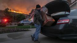 CNNE 919772 - 5 cosas- nuevos incendios en la costa oeste de ee- uu y mas