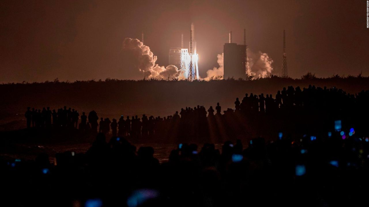 CNNE 920789 - asi lanzo china nave espacial para traer rocas lunares