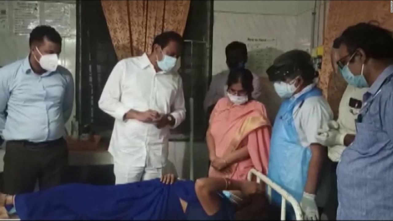 CNNE 925998 - hospitalizaciones por enfermedad misteriosa en la india