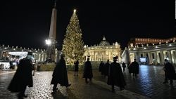 CNNE 928029 - se enciende la navidad en el vaticano