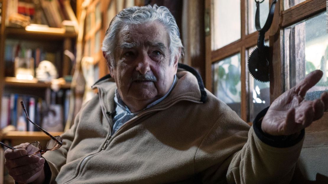 CNNE 929045 - pepe mujica habla de cuando se encontro con un torturador