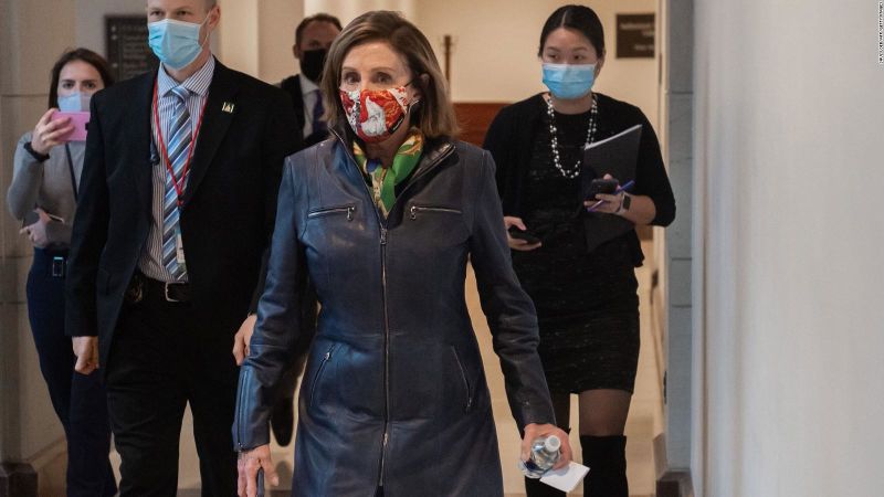 Pelosi planea sacar a trump