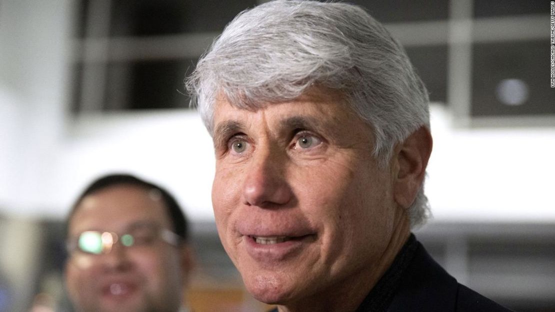 El exgobernador de Illinois Rod Blagojevich llega al Aeropuerto Internacional de Denver el 18 de febrero de 2020.