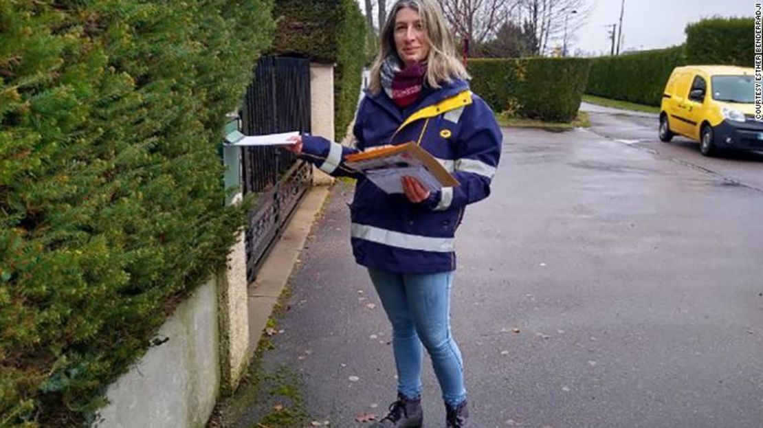 Esther Benderradji vive en la ciudad de Senones en Francia.