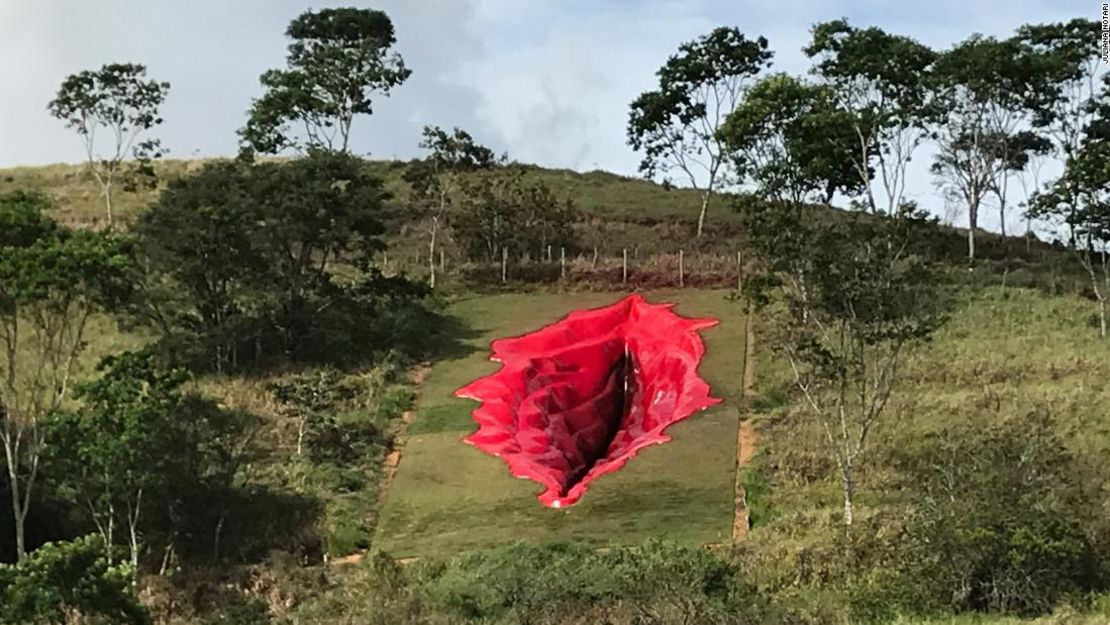 La escultura 'Diva' se encuentra en la Usina de Arte de Pernambuco, en Brasil.