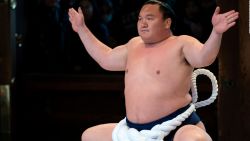 CNNE 935605 - hakuho sho da positivo por covid-19