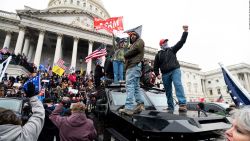 CNNE 936261 - asi ingresaron manifestantes al congreso de ee-uu-