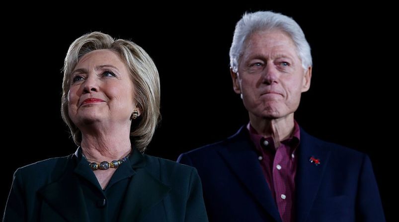 Hillary Clinton, excandidata presidencial y ex primera dama, asistirá a la toma de posesión de Joe Biden, así como su esposo, el expresidente Bill Clinton, indicaron funcionarios.