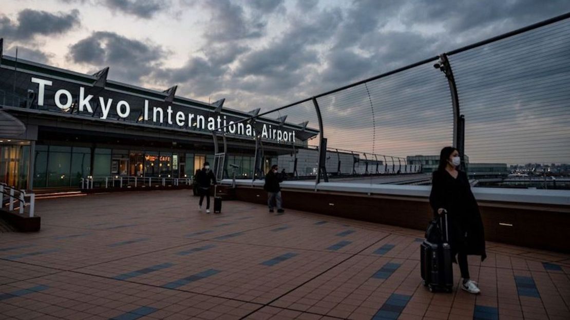 Los cuatro pasajeros habían estado en el estado brasileño de Amazonas y aterrizaron en el aeropuerto Haneda de Tokio el 2 de enero.