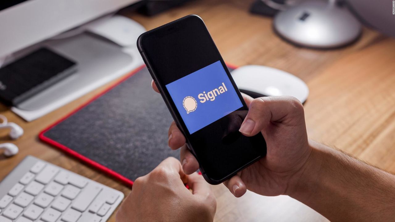 CNNE 939274 - ¿por que muchos estan cambiando whatsapp por signal?