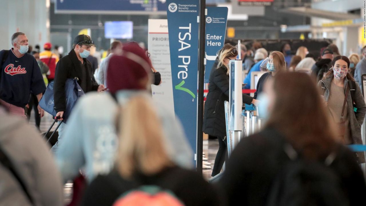 CNNE 941725 - hombre vive por meses oculto en aeropuerto de ee-uu-