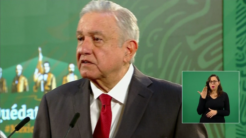 El INE y Andrés Manuel López Obrador se enfrentan por la conferencia mañanera