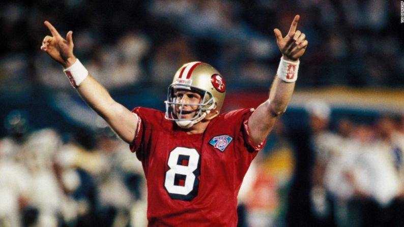 FOTOS | Los mayores récords del Super Bowl - Más pases de touchdown en un juego: el mariscal de campo Steve Young lanzó seis pases de touchdown, un récord en el Super Bowl, cuando sus 49ers de San Francisco derrotaron a San Diego 49-26 en enero de 1995.