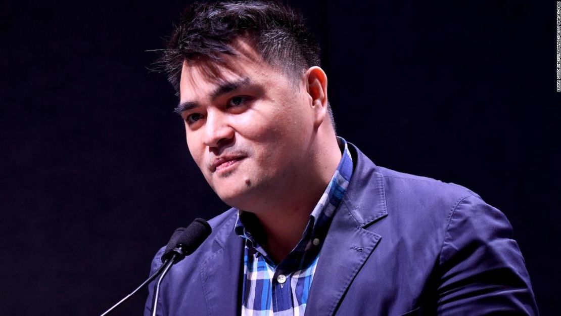 El autor y cineasta José Antonio Vargas ha viajado por todo el país compartiendo su historia como inmigrante indocumentado.