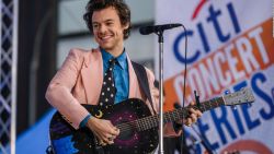 CNNE 947453 - es tendencia- harry styles cumple anos