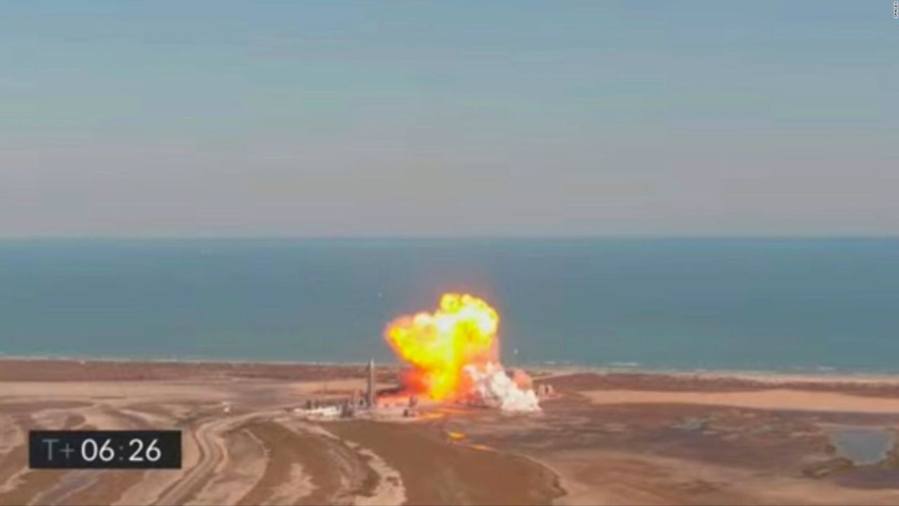 CNNE 948471 - investigan la explosion de cohete de spacex