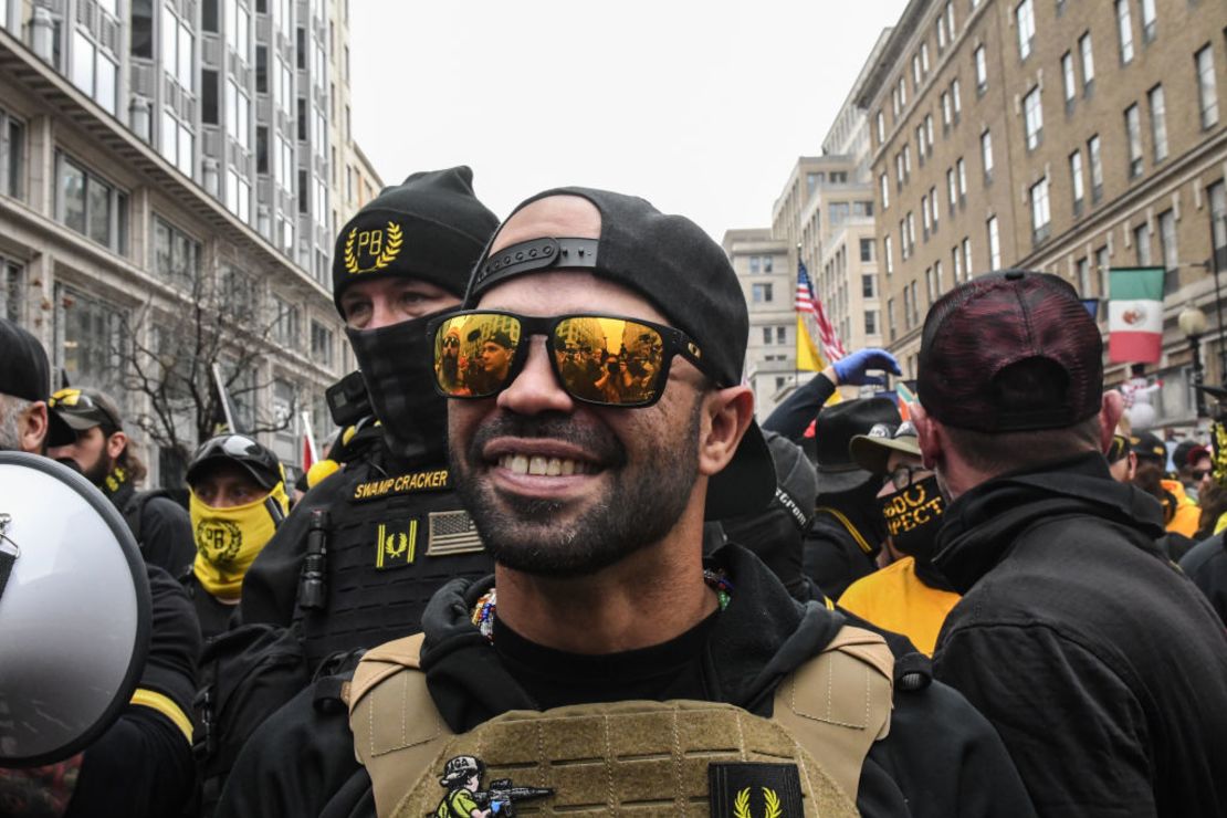 Crédito: Enrique Tarrio, líder de los Proud Boys en Estados Unidos. Crédito: Stephanie Keith/Getty Images