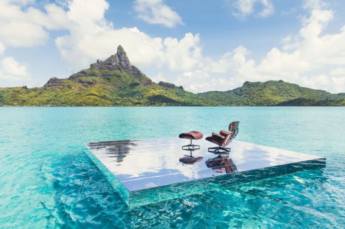 "The Study" fue tomada en Bora Bora en 2016 para una serie conceptual llamada "Art of Living".