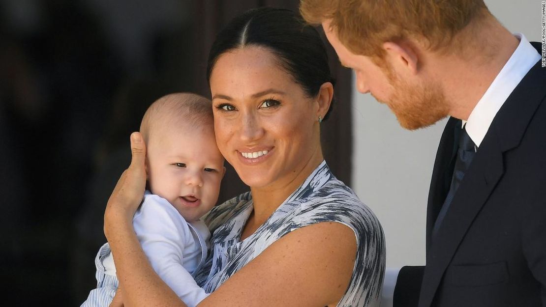 CNNE 953452 - 210214150031-prince-harry-meghan-markle-archie-file-02-super-169