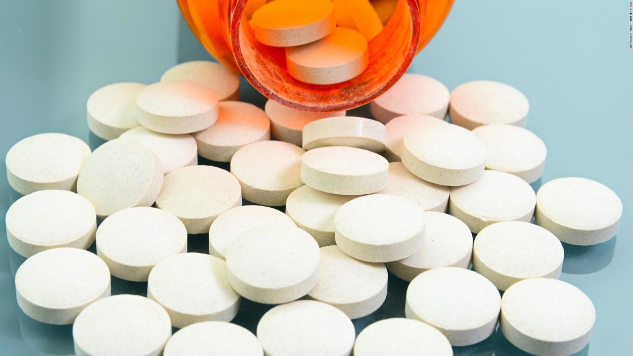 CNNE 953808 - ¿pueden la vitamina c y el zinc combatir el covid-19?