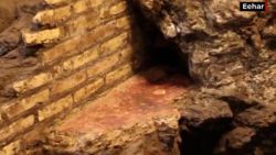 CNNE 954334 - hallan una muralla de la antigua roma en un sotano