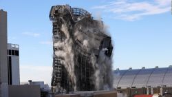 CNNE 954802 - asi fue la demolicion del casino trump plaza hotel