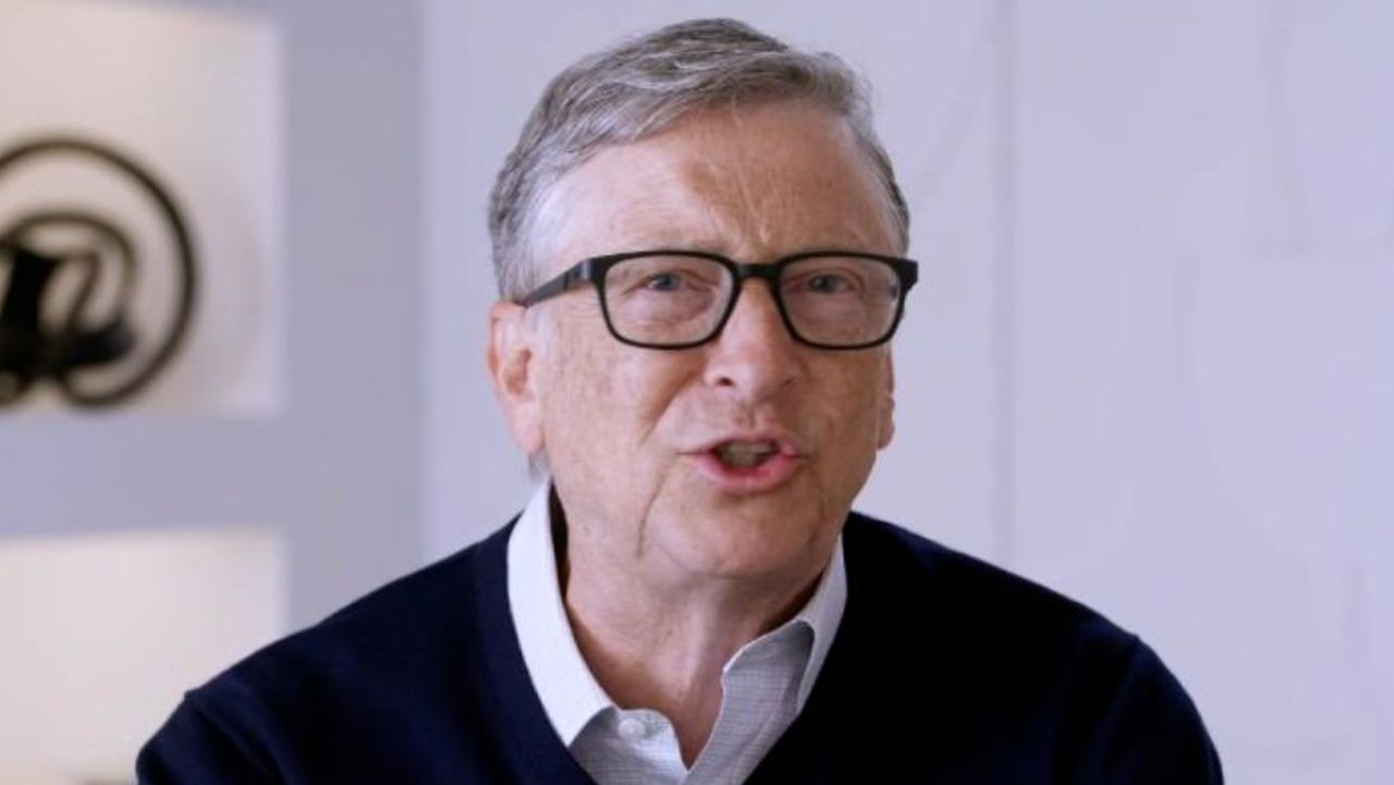 CNNE 957412 - 210223105615-bill-gates-mar-arrasara-miami-crisis-climatica-calentamiento-global-proxima-pandemia-sot-oppenheimer-00000000-overlay-tease