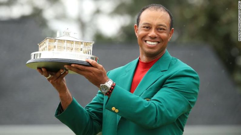 Tiger Woods: sus altibajos | Tiger Woods ganó su quinto Masters y su título major número 15 en Augusta en 2019. Mira la galería →