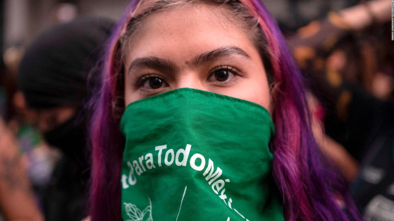 CNNE 962466 - "la mujeres somos la oposicion del gobierno de amlo", dice activista