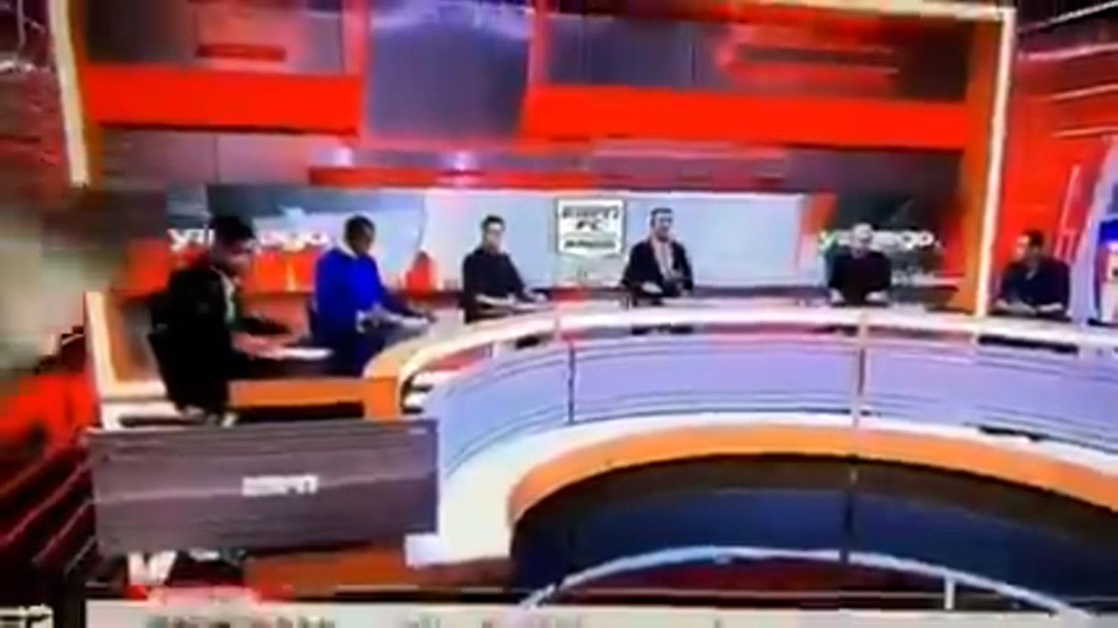 Pantalla cae en vivo sobre presentador de ESPN Colombia