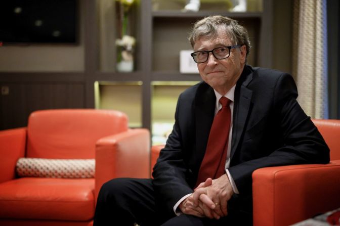 Bill Gates — El fundador de Microsoft sigue siendo la tercera persona más rica del planeta con un patrimonio neto de US$ 138.000 millones de dólares.