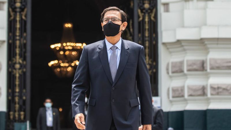 Fiscal en perú solicita prisión preventiva para martín vizcarra | cnn