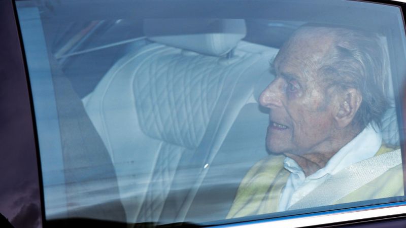 El príncipe felipe deja el hospital tras un mes | cnn