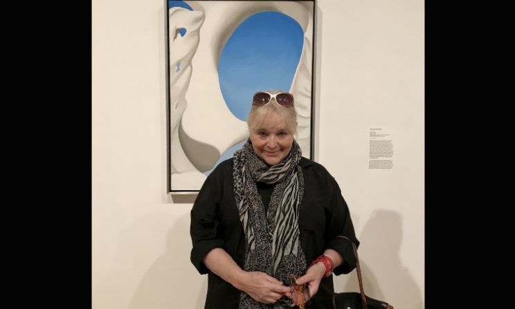 "Al honrar a mujeres muy especiales durante estos días que celebramos en todo el mundo los logros femeninos, quisiera recordar que hace 35 años –el 6 de marzo de 1986– murió la genial pintora estadounidense Georgia O’Keeffe", escribe Mari Rodríguez Ichaso. Mira en esta galería algunas de sus obras.