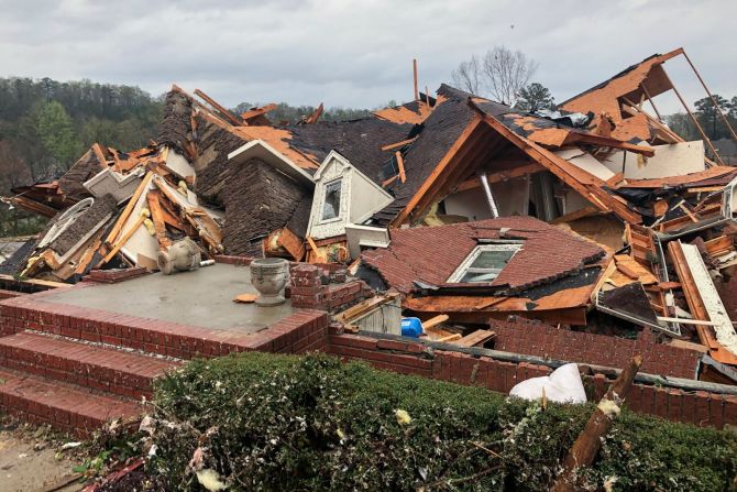 Una casa dañada en Eagle Point. Butch Dill /AP