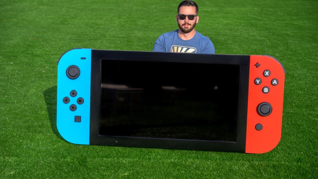 CNNE 975767 - un nintendo switch gigante para buena causa