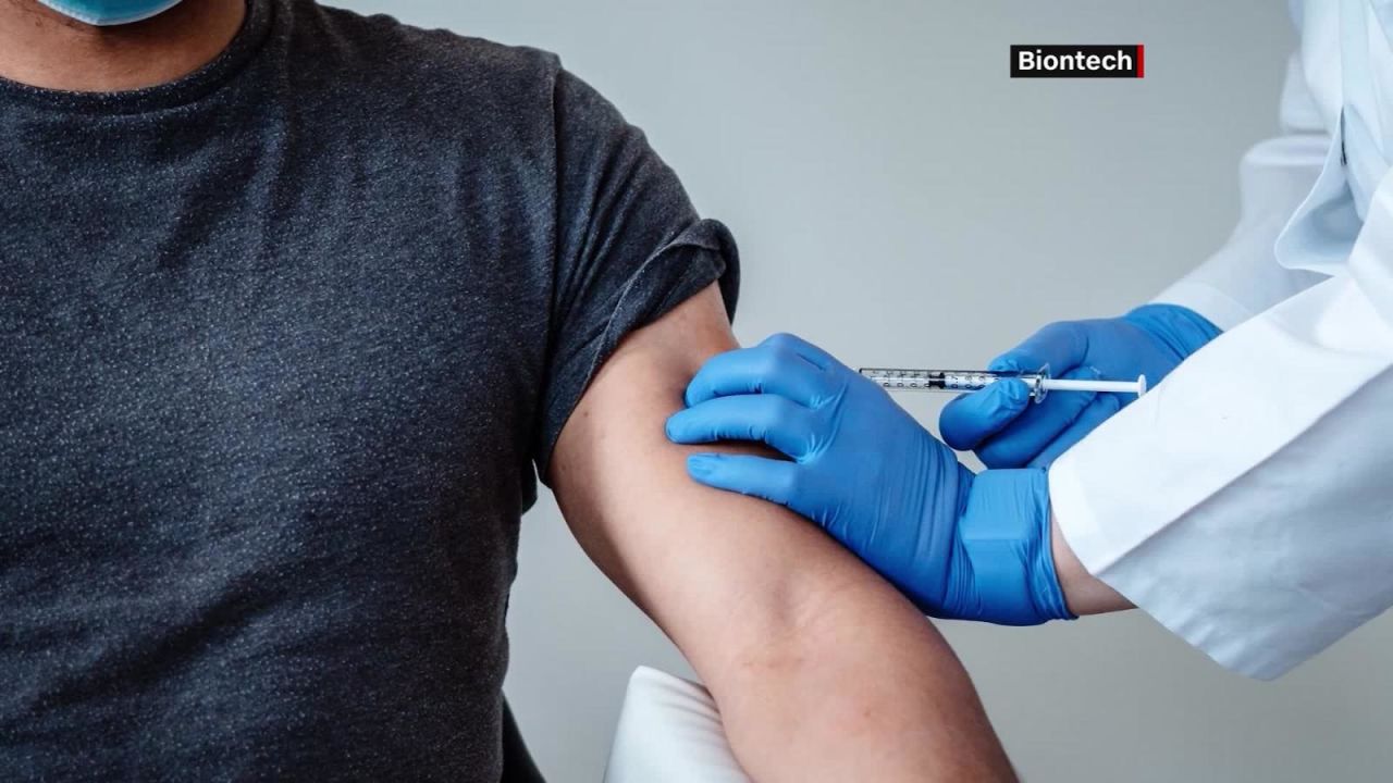 CNNE 975885 - hay que ponerse vacuna que este disponible, dice medico