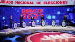 Peruanos tienen 18 candidatos presidenciales para elegir. (Photo by SEBASTIAN CASTANEDA / various sources / AFP)