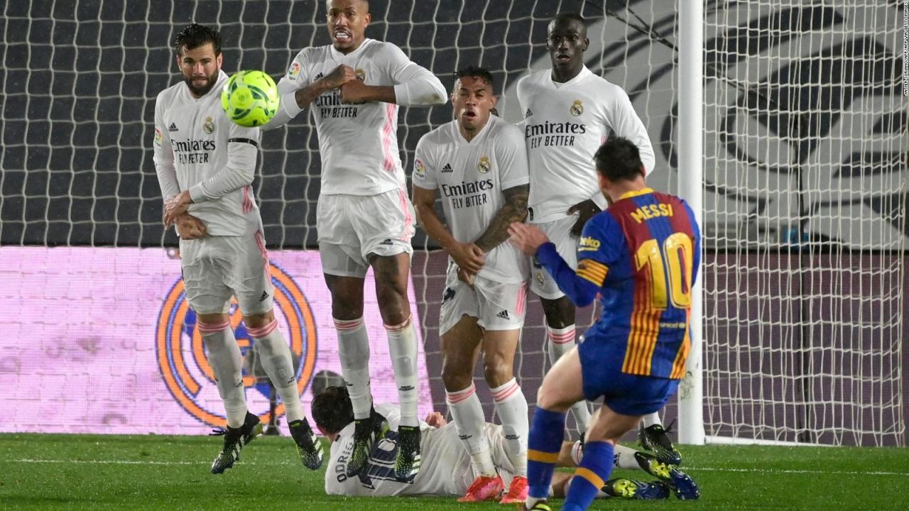 CNNE 977744 - conoce en que rubro el fc barcelona vence al real madrid