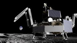 CNNE 978801 - spacex llevara a la nasa en busca de agua lunar