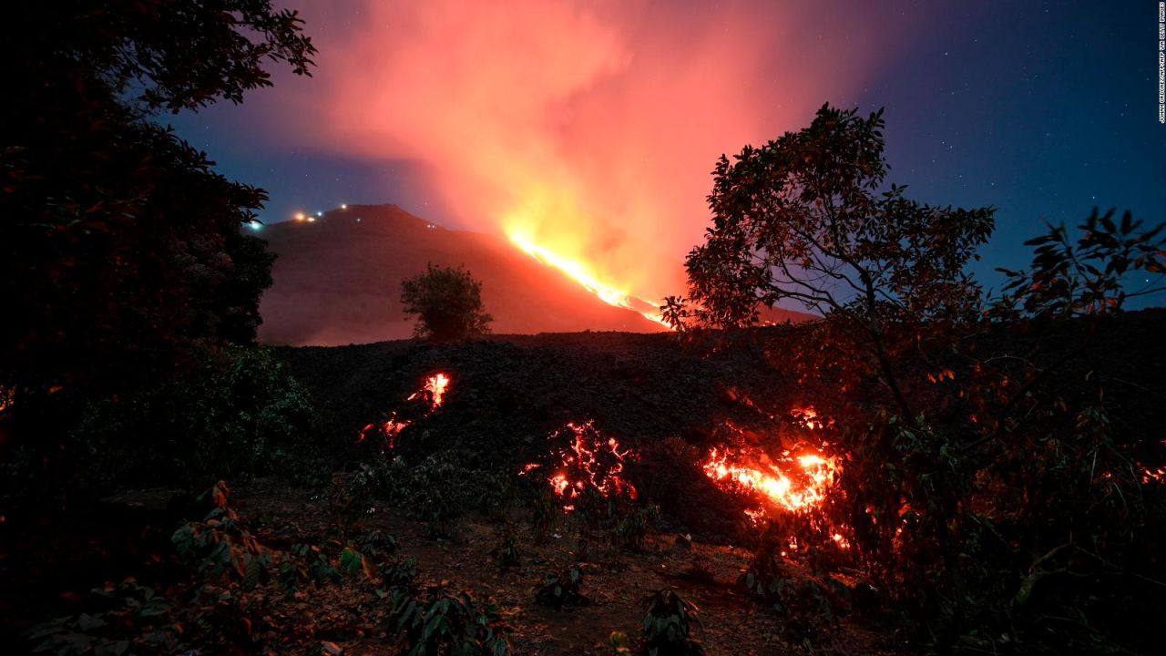 CNNE 979767 - alerta por erupciones del volcan de pacaya