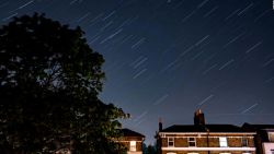 CNNE 981852 - ¿cuando puedes ver la lluvia de meteoros liridas?