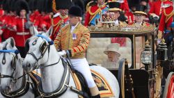 CNNE 982171 - cumple anos la reina isabel ii- un festejo condicionado