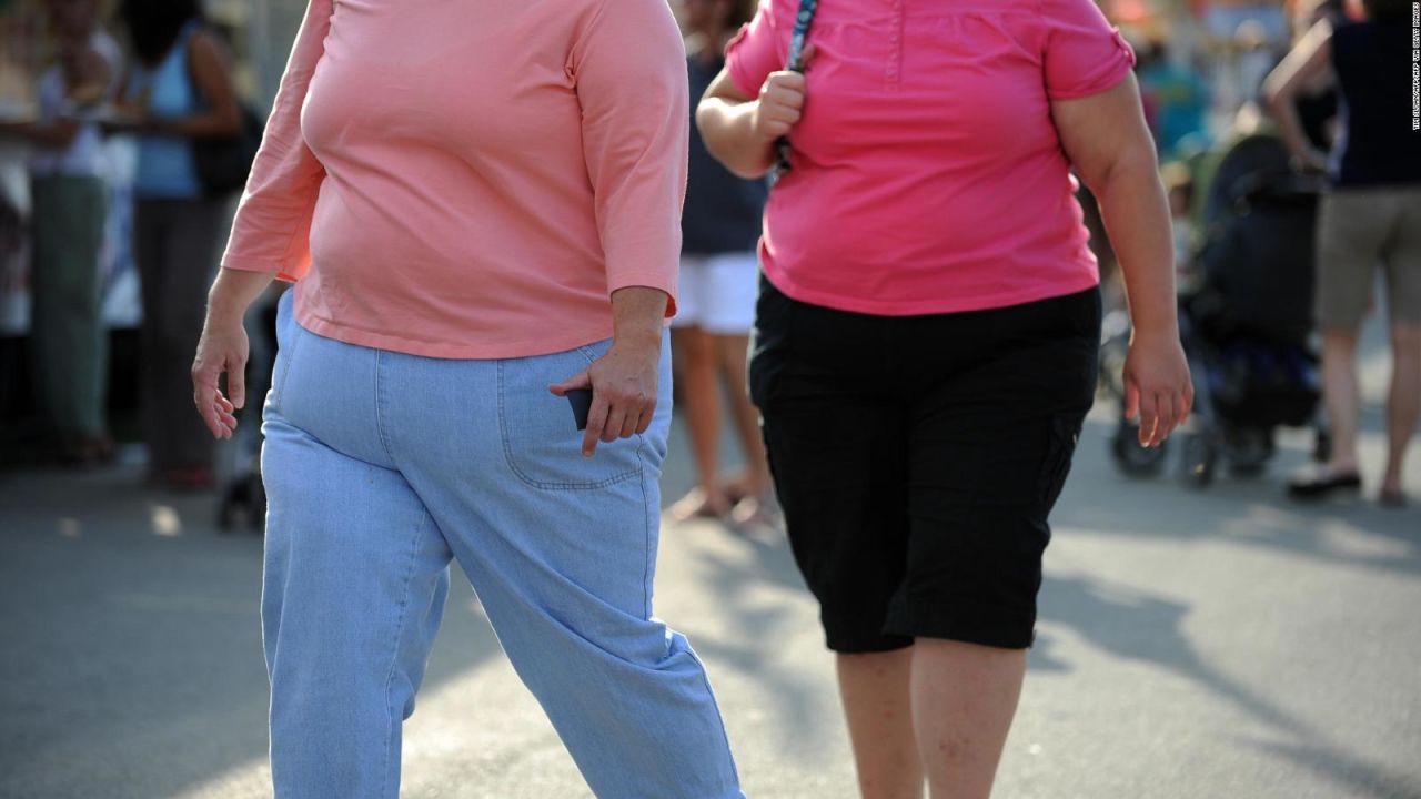 CNNE 982502 - advierten riesgos de salud por grasa en el abdomen