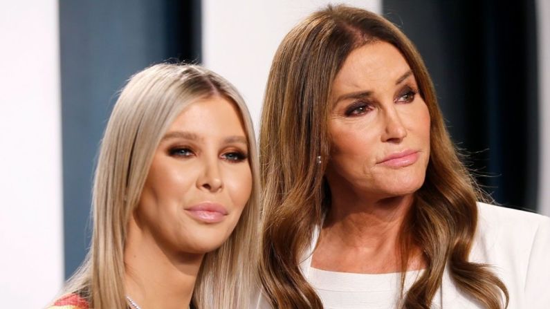 Jenner y su novia, Sophia Hutchins, asistieron a la fiesta de Vanity Fair de los premios Oscar 2020 en Beverly Hills.