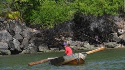 CNNE 984477 - naufraga embarcacion frente a la costa venezolana